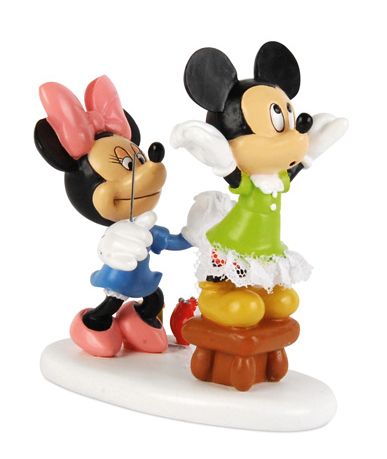 Minnie Sewing 4021789