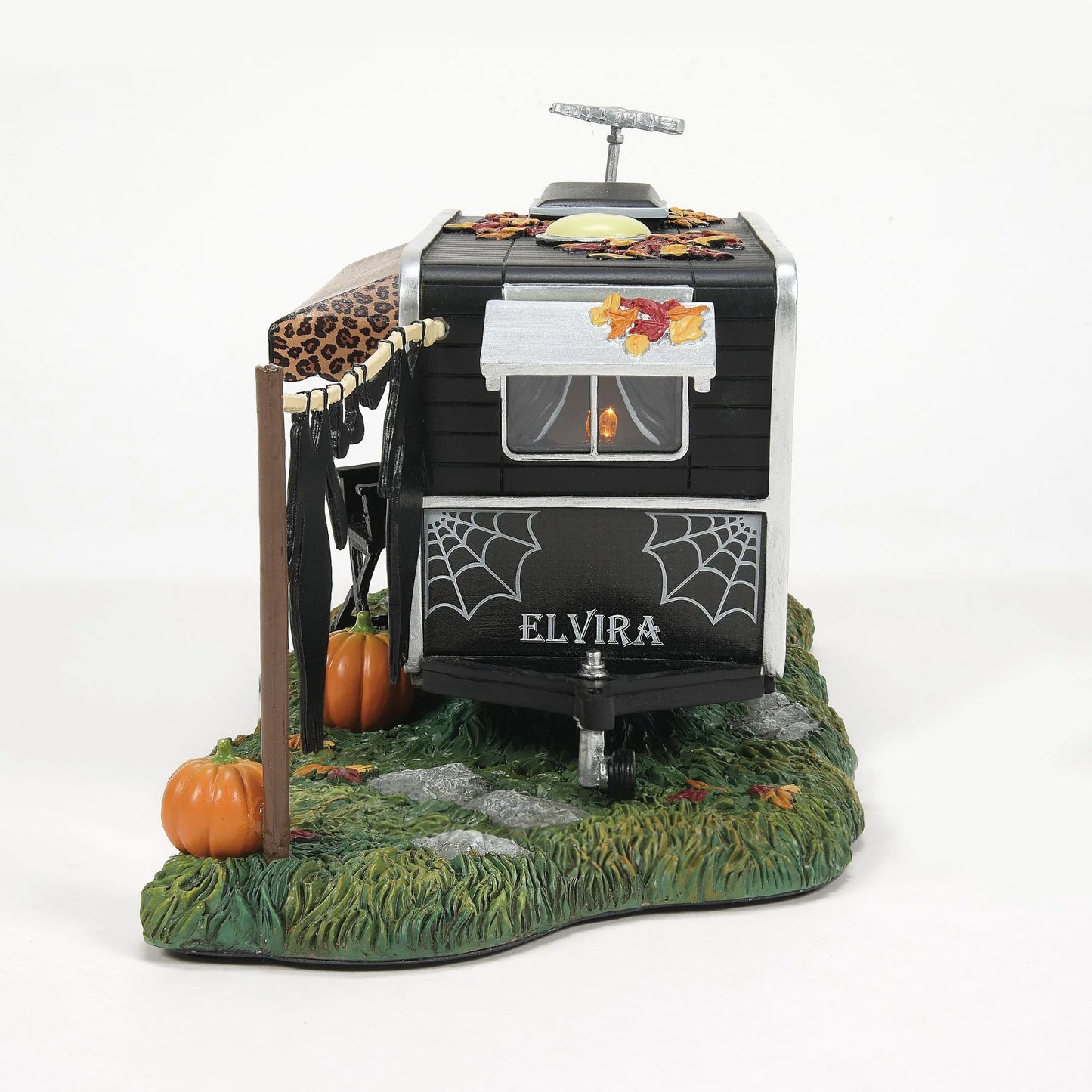 Elvira's Celebrity Trailer 6009786