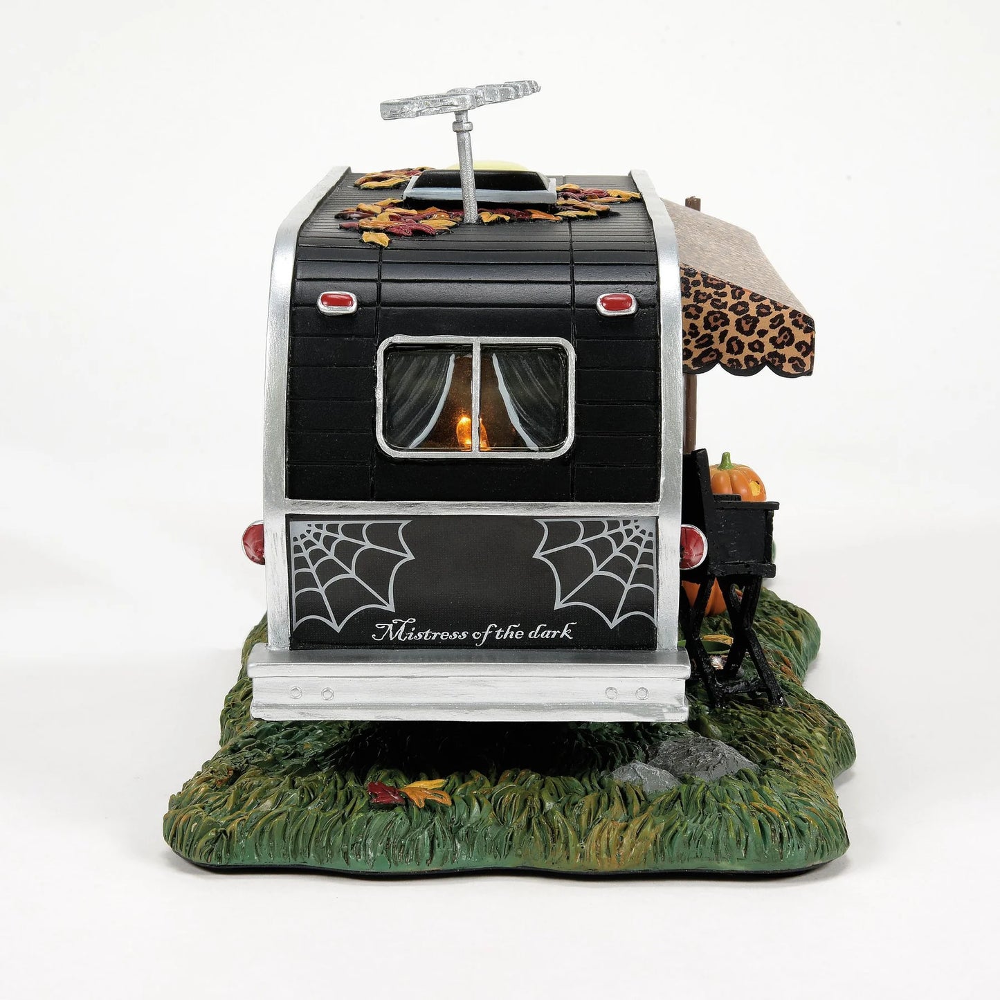 Elvira's Celebrity Trailer 6009786