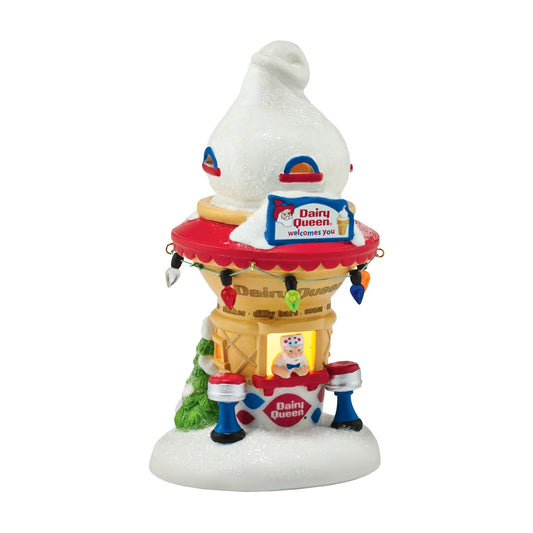 Santa's DQ Cone House 4054968