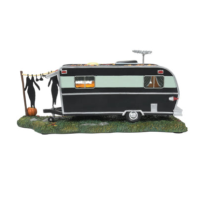 Elvira's Celebrity Trailer 6009786