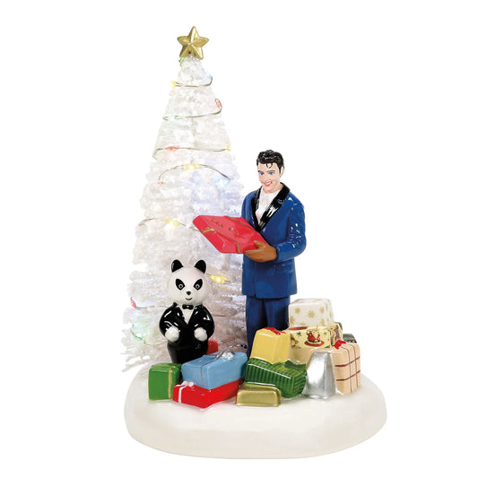 Elvis Passes Out The Gifts 6015668